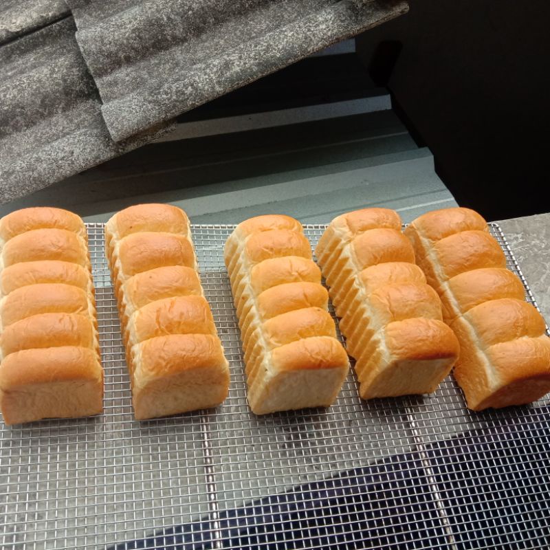 

roti gembong polos
