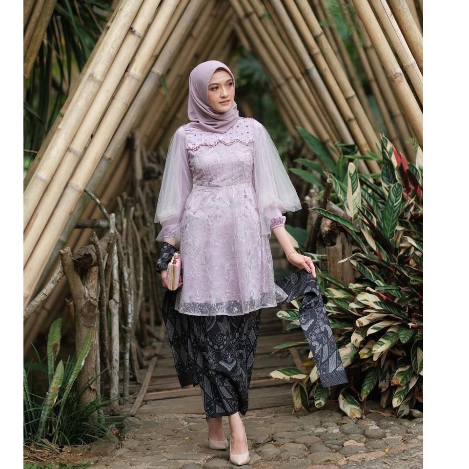 Muraaaahh.. set couple batik modern kebaya lunamaya batik couple kebaya lamaran