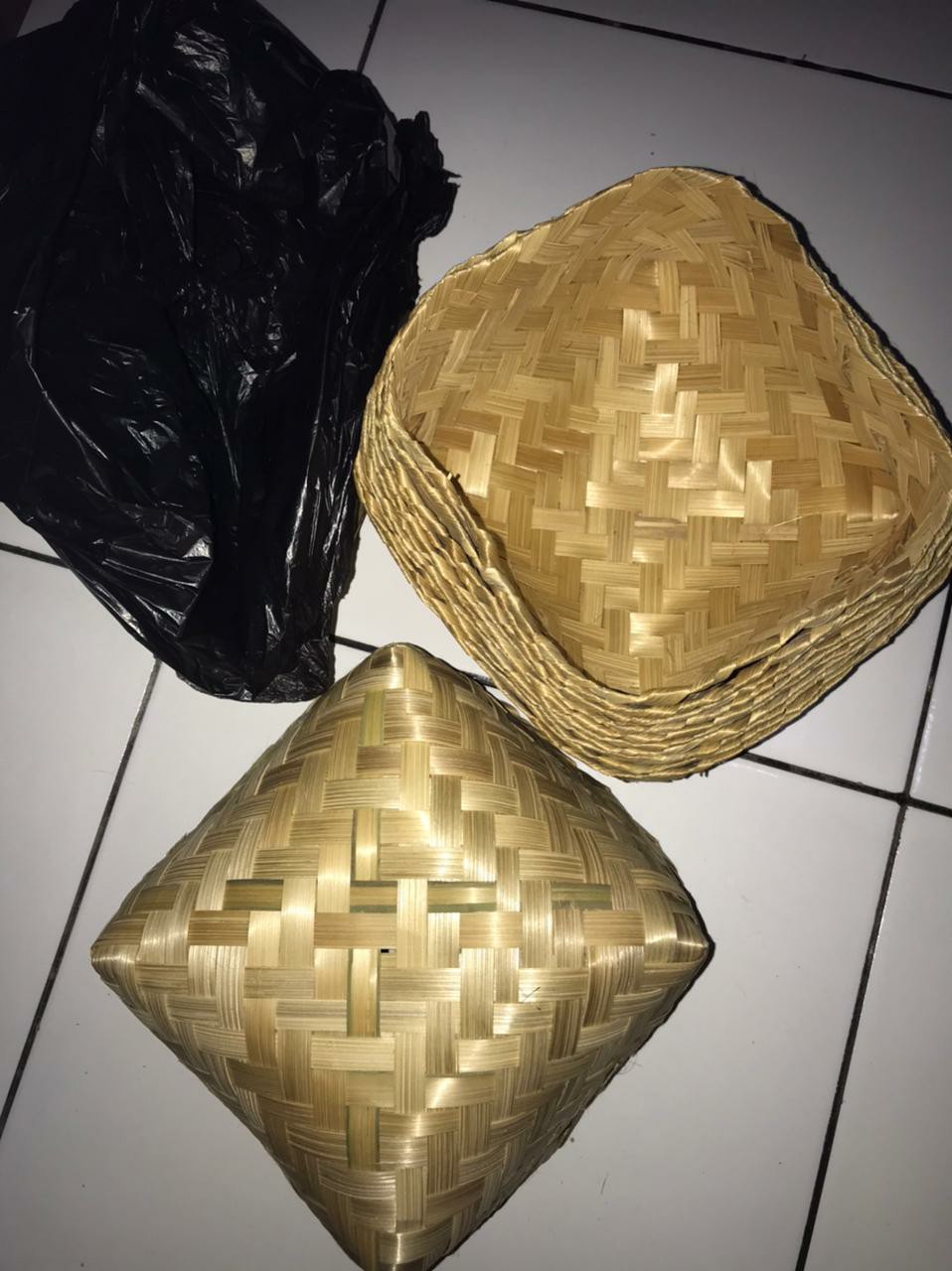 Besek Nasi Uk 15x15(harga Sepasang)
