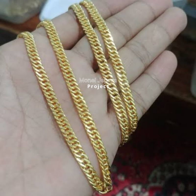 KALUNG RANTAI PRIA TITANIUM EMAS PANJANG 70 CM