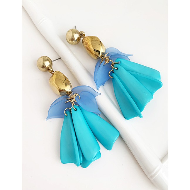 LRC Anting Tusuk Alloy Resin Leaves Tassel Earrings F71464