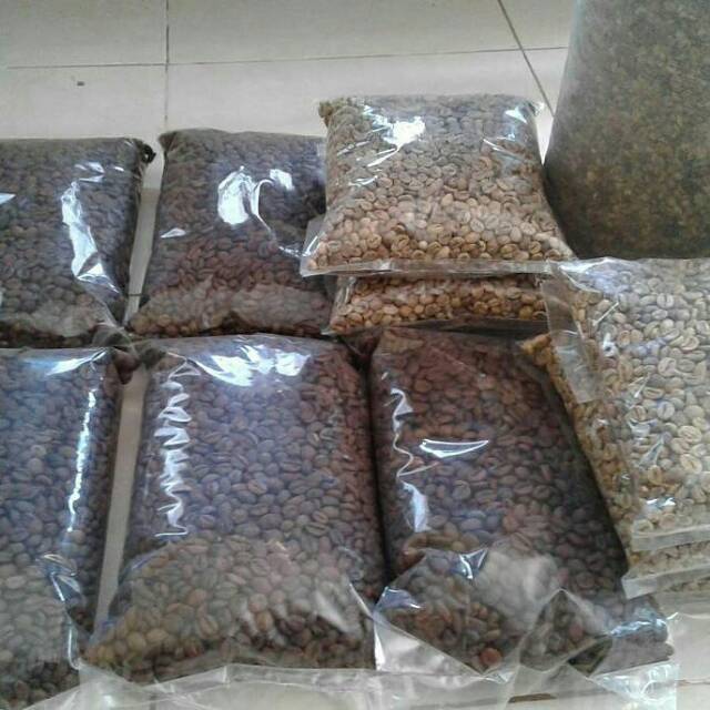 

Biji kopi robusta lampung