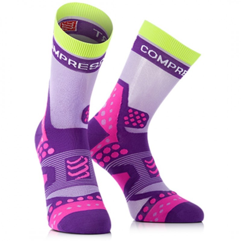 COMPRESSPORT PRO RACING SOCKS ULTRALIGHT RUN HIGH kaos kaki lari ultra