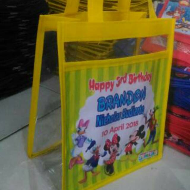 

Goodie bag tas souvenir ulangtahun/ultah anak model mika kantong