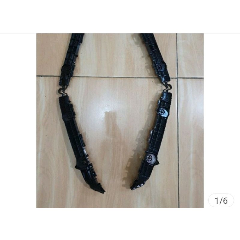 bracket bumper,breket bemper belakang Toyota Innova reborn 2016-2021