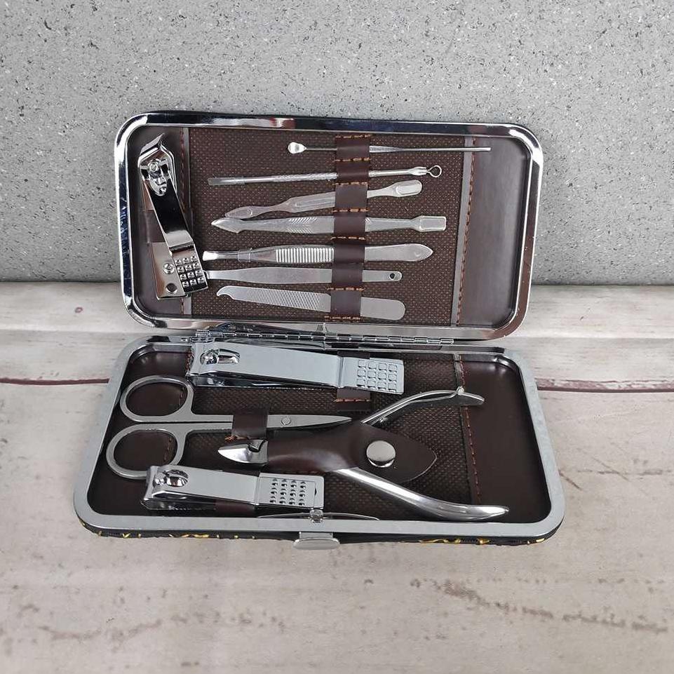 Best terlaris Nail Art Set Manicure Pedicure 12 PCS / Paket Alat Set Gunting Potong Pemotong Kuku Lu