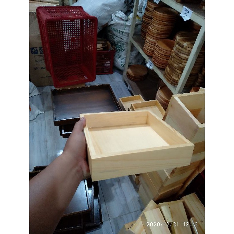 Baki Kayu / Tray Kayu / Nampan Kayu ukuran 20 x 20 x 5 Cm