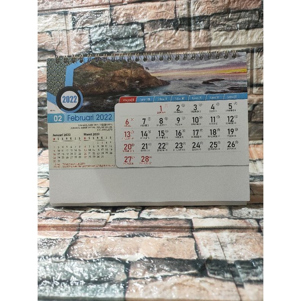 

kalender meja tahun 2022 pemandangan pantai KM 04