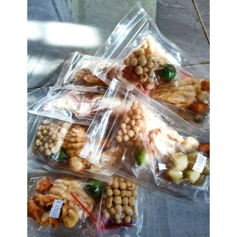 

Cilok Bandung Kuah Pedas Lada CILOKKUAHLADA