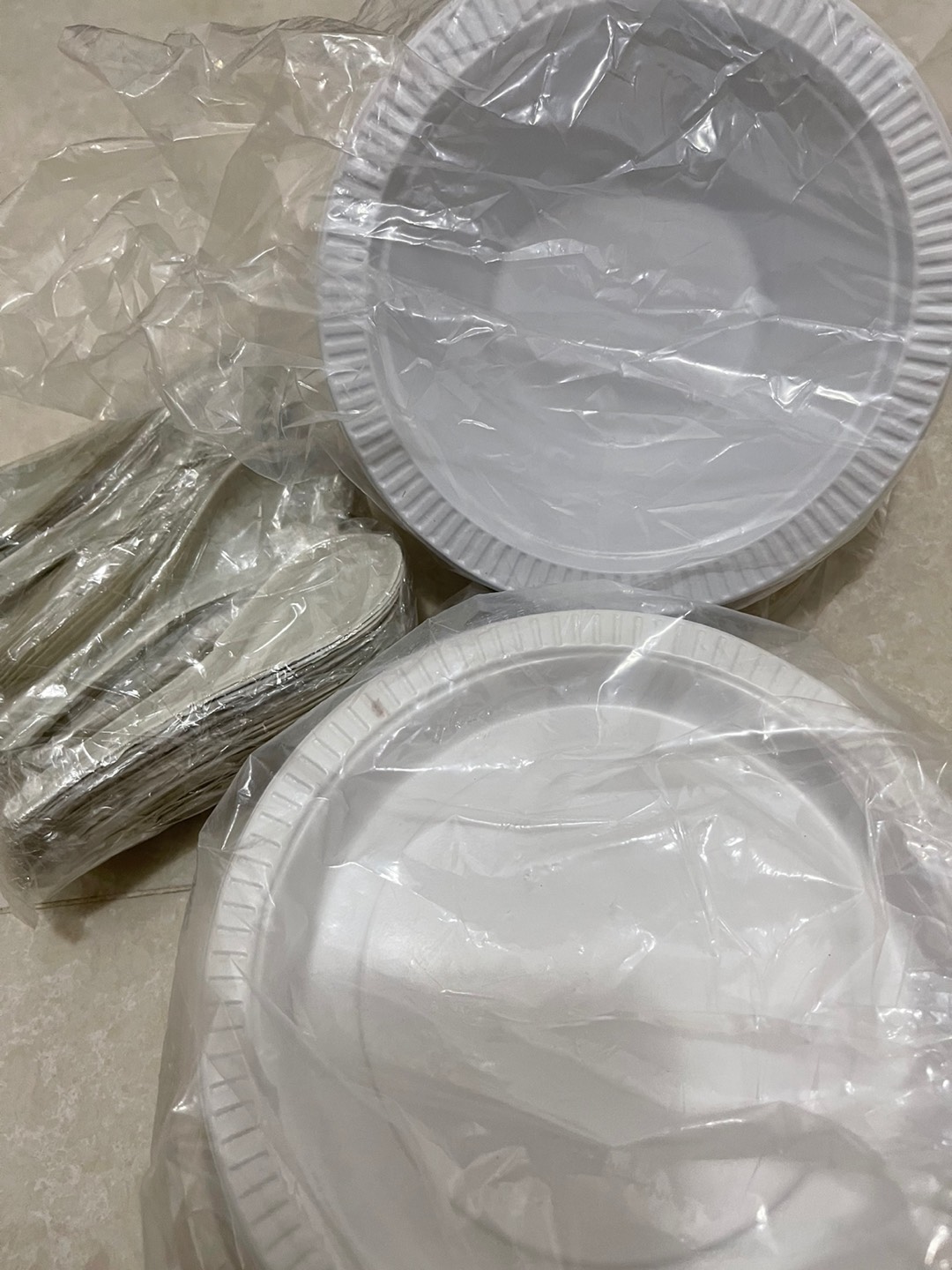 @50pcs Piring Plastik P7 Ukuran Sedang / Piring Pesta Sekali Pakai Putih Susu