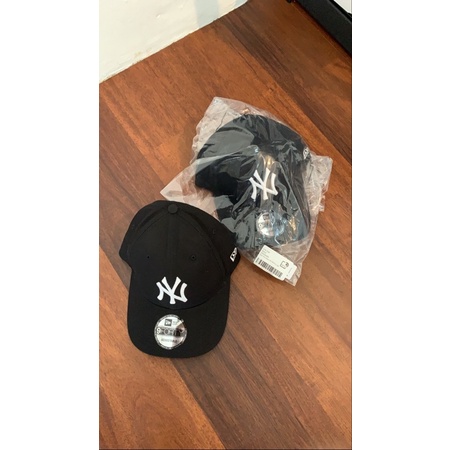 New Era Cap New York Yankees 9Forty Black / White 100% Original