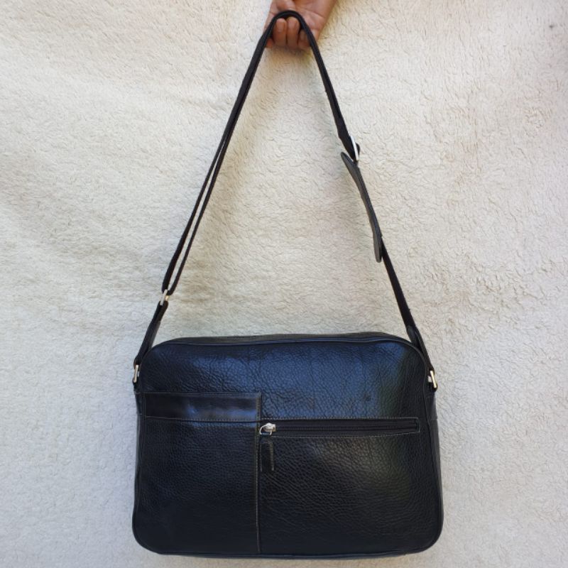 Cellini Tas Selempang Slingbag Pria Kulit Asli Preloved Second Thrift