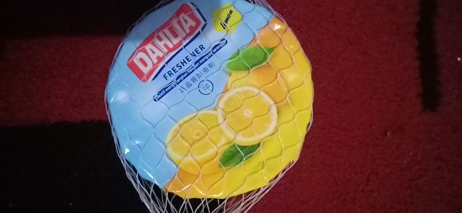 Dahlia Kamper Freshener Gantung