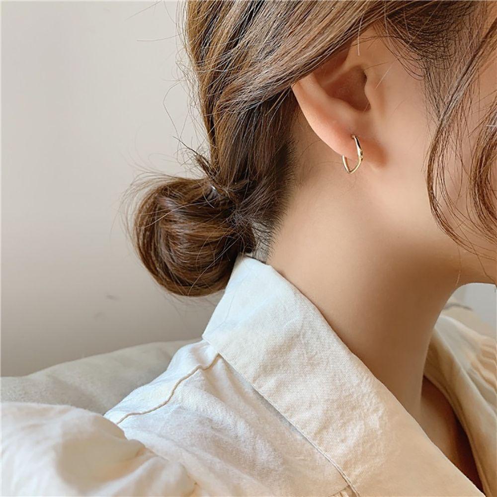 NEEDWAY Needway Anting Berbentuk C Geometris Elegan Gaya Keren Logam Bentuk Persegi Gaya Korea Earrings