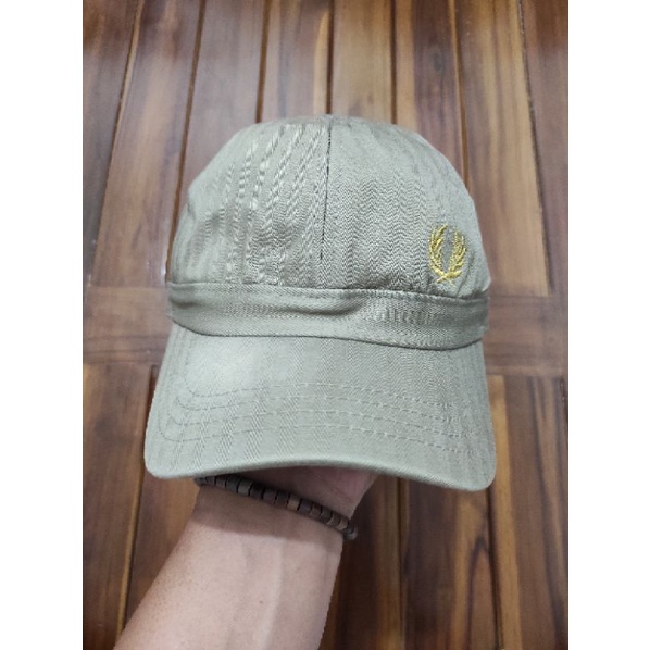topi fred perry second