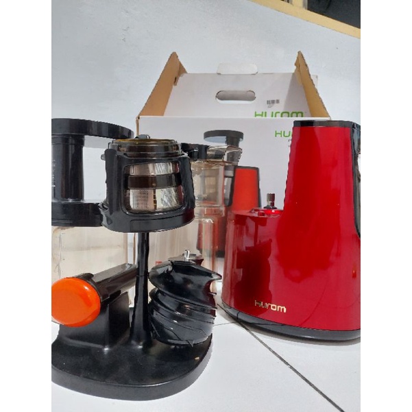 HUROM-SLOWJUICER(HH-RBE11)_PRELOVED