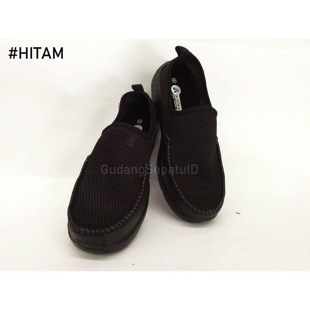 New Sepatu Slip On Pria Santai ARDILES Huskar Hitam