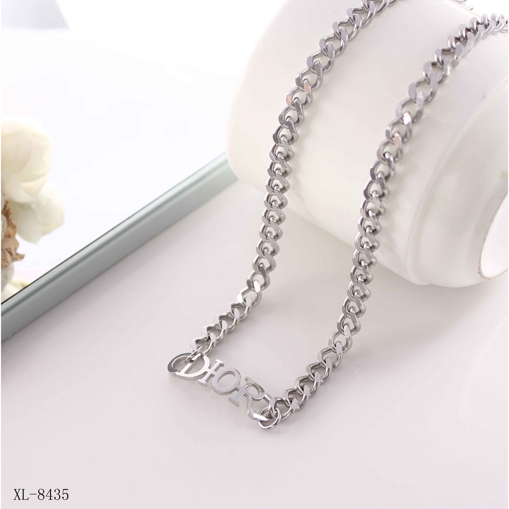 Kalung Titanium Perhiasan Fashion 8435