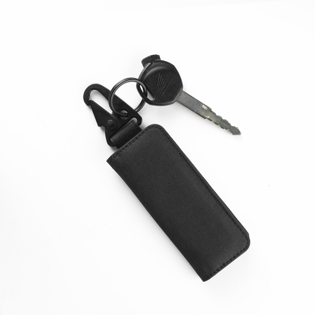 Gantungan Kunci Mobil Motor Carabiner Dompet STNK Kain hitam PHKC1089