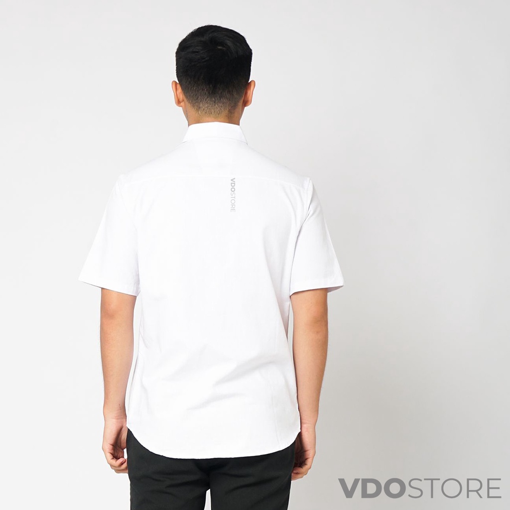 KEMEJA PRIA PUTIH BASIC LENGAN PENDEK BAJU POLOS DEWASA PREMIUM KEMEJA KERJA TEBAL M L XL HITAM PUTIH NAVY ARMY CREAM KEMEJA KANTOR FORMAL SANTAI CASUAL SEMI KASUAL VIRAL MURAH KATUN KUALITAS WHITE SHIRT