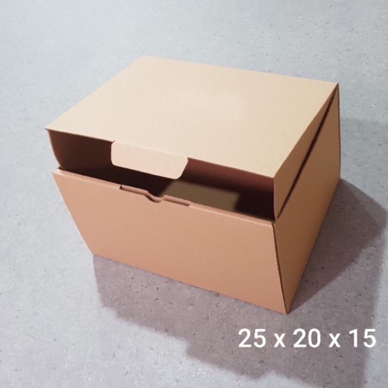 

Kardus Die Cut Packaging Uk. 25x20x15cm | Kotak Kado / Kotak Hampers Box Packaging Model Pizza Box Digudangku