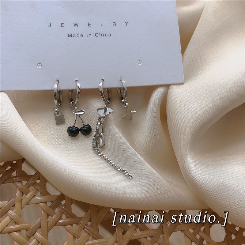 4pcs / Set Anting Hoop Desain Cherry Hati Bintang Bahan Alloy Silver Gaya Korea Untuk Wanita