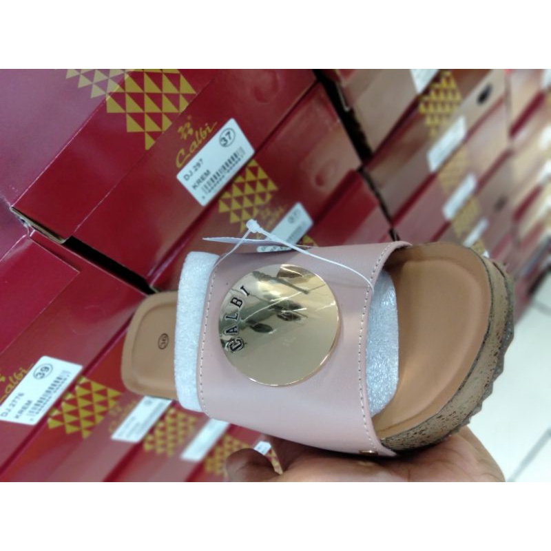 wedges Calbi original / 36-40