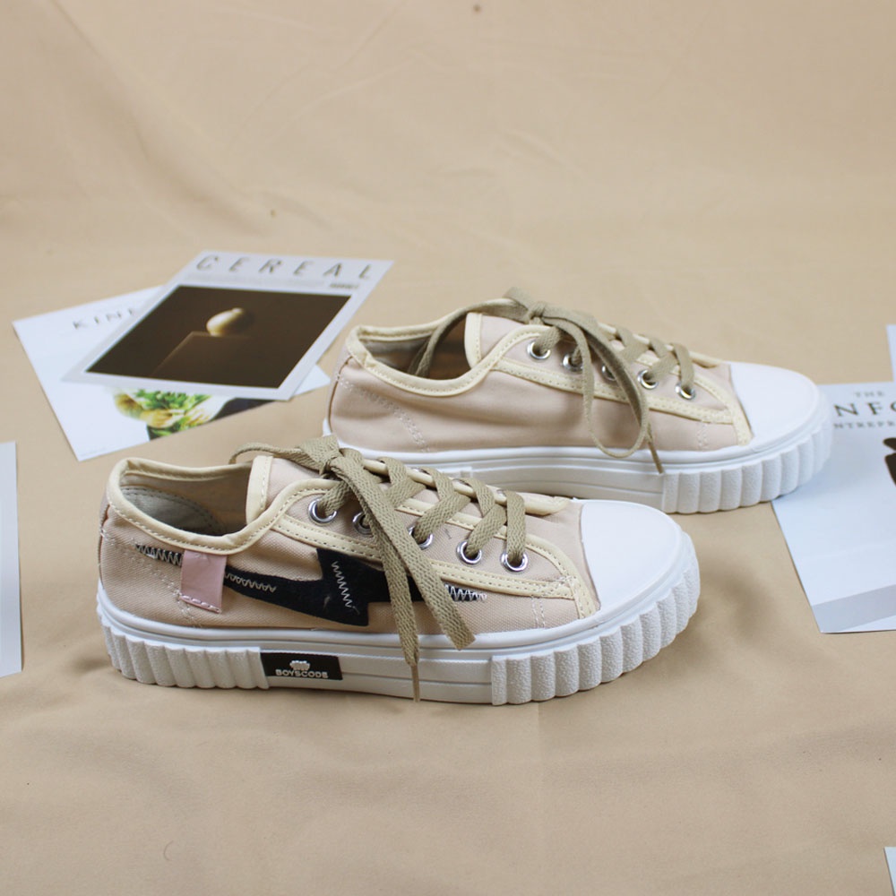 Sepatu Sneakers Korean Style Boyscode Motif Thunder Pendek Cream / Sepatu Canvas Korea Terbaru Kekinian