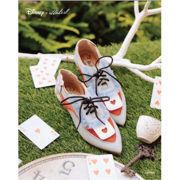 Ittaherl Disney Alice in Wonderland - White Rabbit Sneakers Size 36 (READY STOCK)