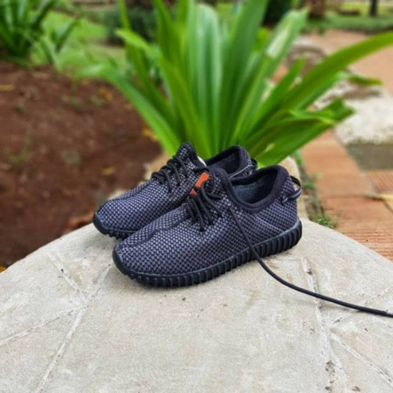 Sepatu Basket KuliahAdidas Yeezy Kids / Sepatu Anak / Baby / Laki-laki Perempuan / z Yezzy