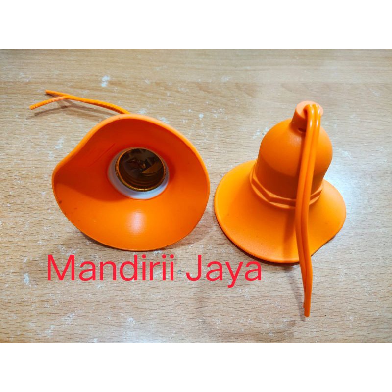 Fitting Gantung Karet / Fitting Gantung karet anti air /Fitting lampu