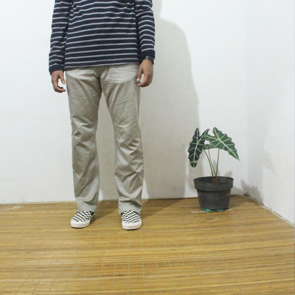 Uniqlo Chinos Grey Original