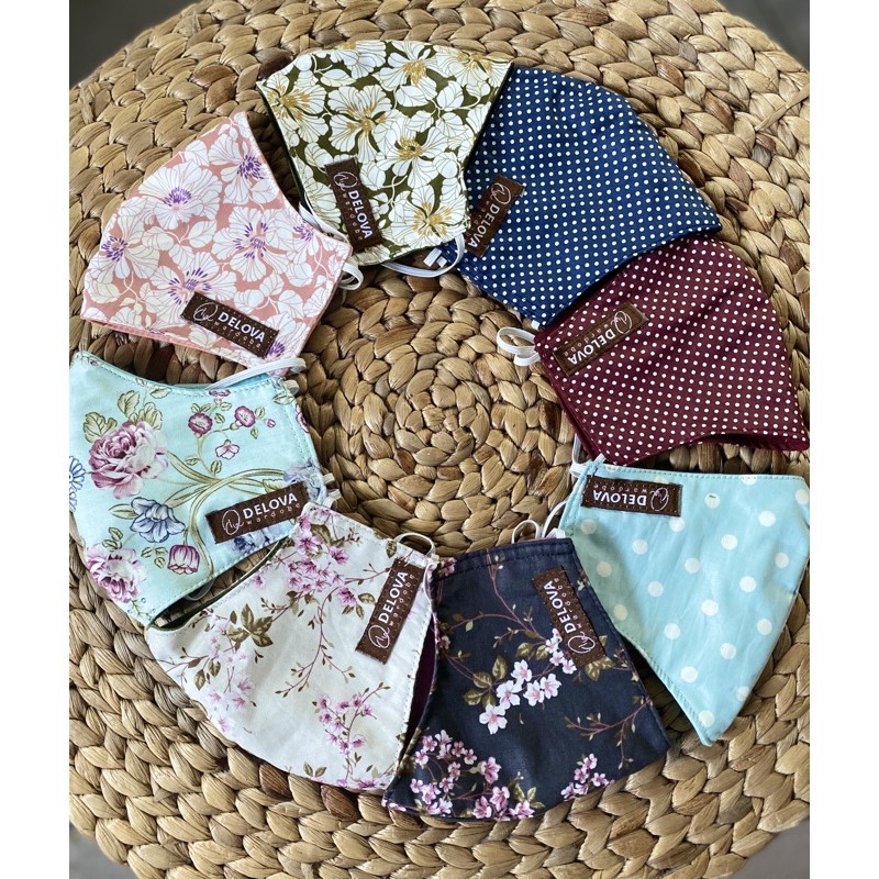 Masker motif bolak-balik