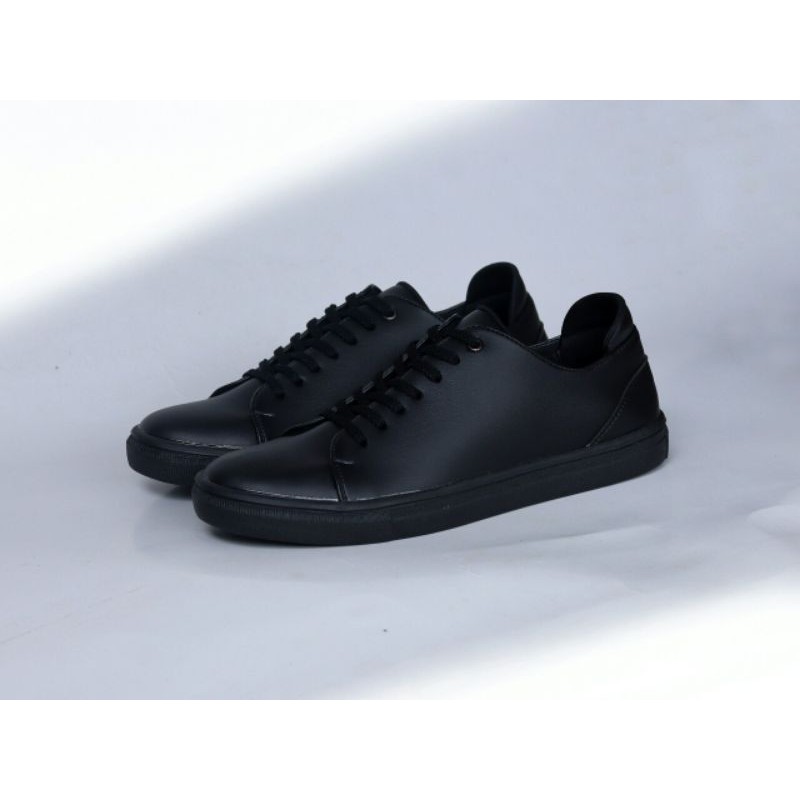 TROY FULLBLACK |WOLF x HEROES| Sepatu Sneakers Pria Kulit Casual Hitam Kasual Polos Original CH leather