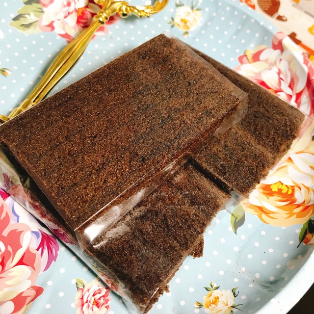 

Lapis coklat special manis legit jajanan pasar kue basah jajanan tradisional