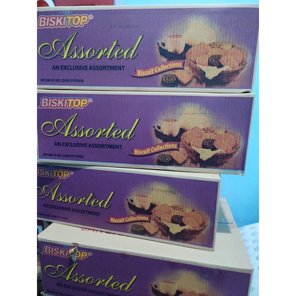 

BISKITOP ASSORTED BISKUIT 400GRAM 1 KARTON