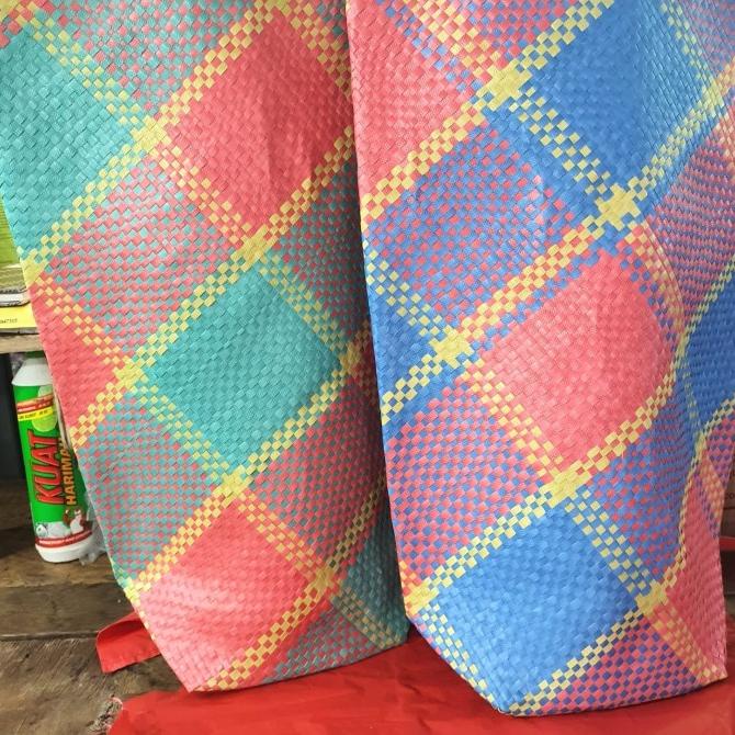 

AKSESORIS PERNIKAHAN TANDOK UK BESAR 10 LTR ATAU TULANG PERLENGKAPAN PESTA CRAFT