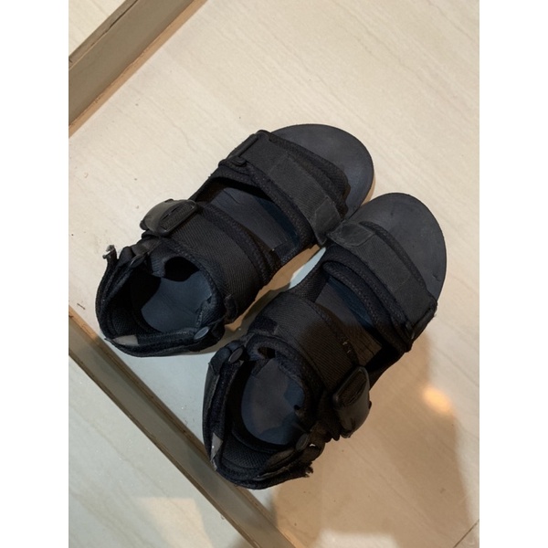 preloved hijack sandal