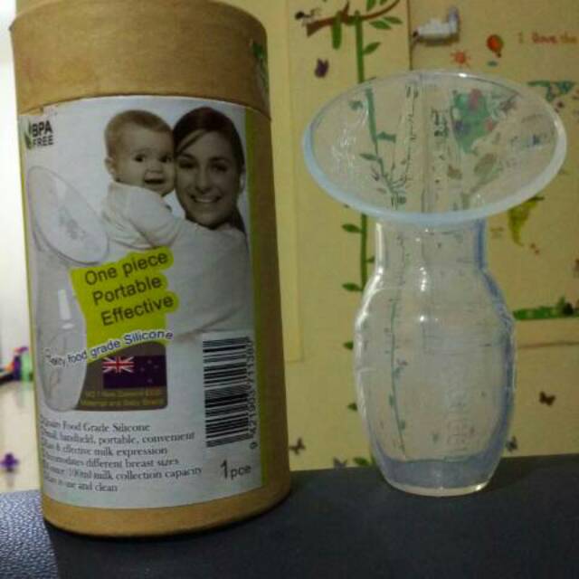 Haakaa silicone breast pump - preloved