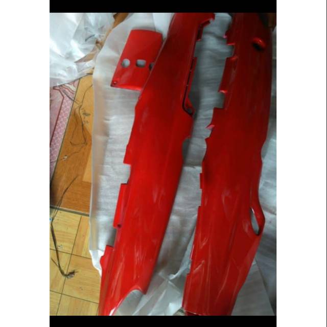 Cover body belakang F1ZR/Poswan merah