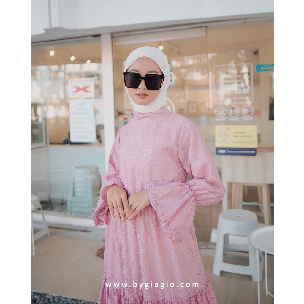 ALISHA TUNIK BYGIAGIO Daily Outfit / Set Wanita / Atasan Wanita / Top Wanita baju atasan wanita bahan brokat lace halus nyaman tidak gerah baju atasan kerja baju atasan kuliah baju atasan simple ruffle cantik kerah shanghai dres lebaran gaun putih