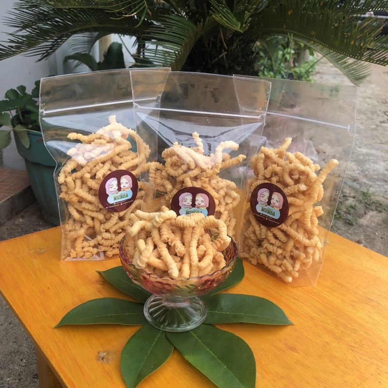 

kue akar pinang dapur munsa