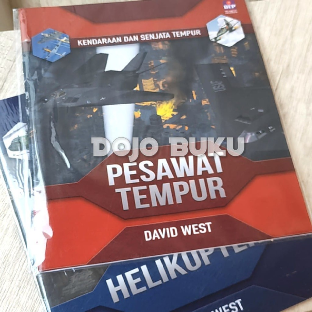 Seri Kendaraan Dan Senjata Tempur by David West