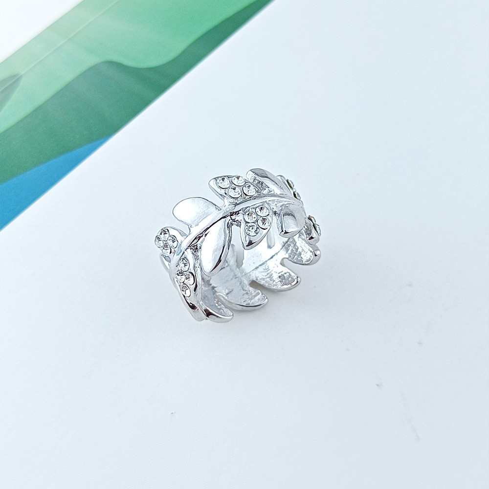 Cincin Gesper Syal Bentuk Kotak Bahan Sutra