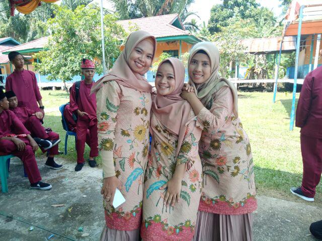 Tunik Batik Untuk Sragam Semua Ukuran Ada