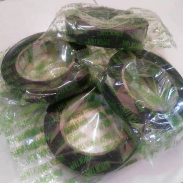 

Double tape hijau 22mmx5m Rp.7.500