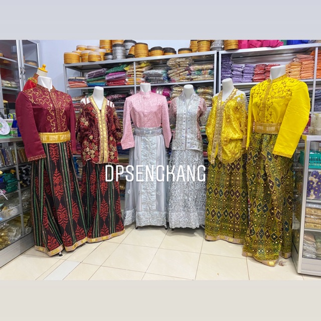Baju pengantin adat bugis makassar