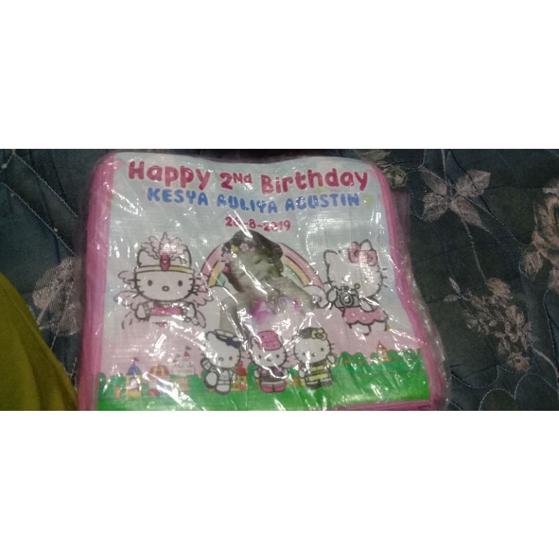 

tas ultah anak