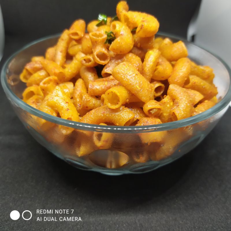 

makaroni bantet daun jeruk pedes gurih ukuran 250gram