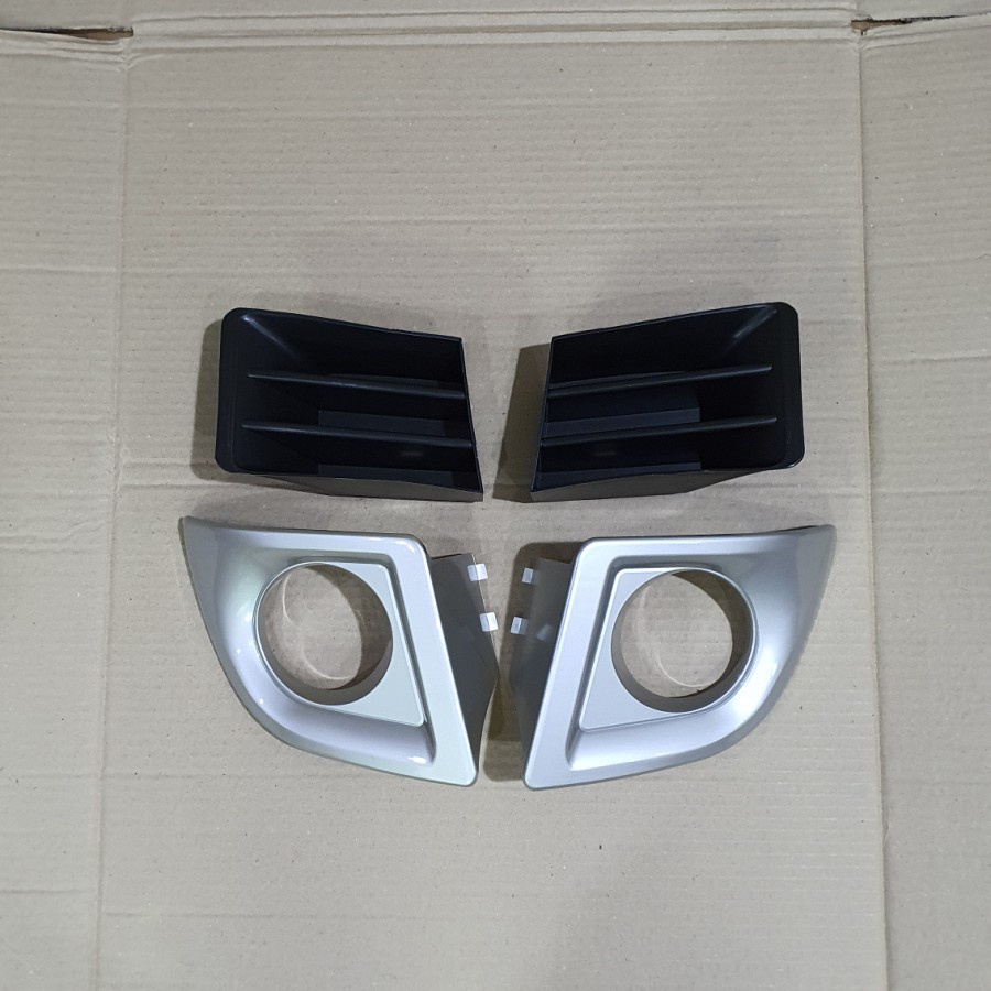 COVER RING FOGLAMP &amp; KISI KISI AVANZA NEW VVT-I 2008-2011 SILVER